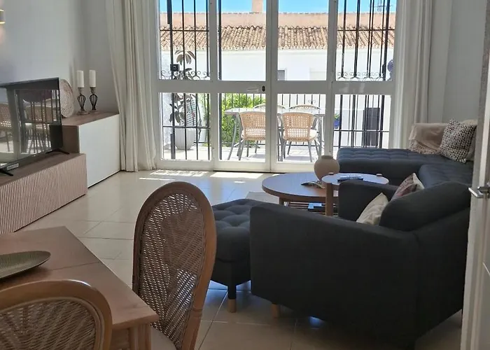 Carmen Casa Helena